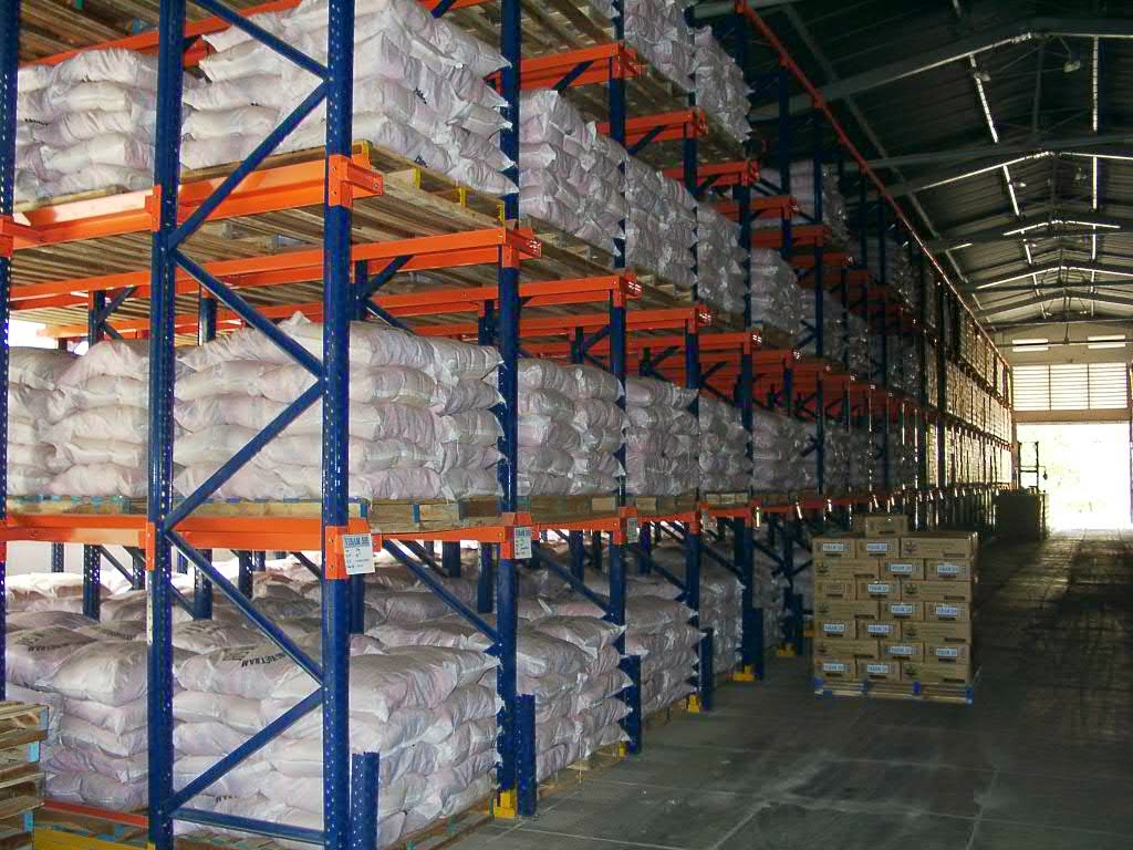 Cấu tạo kệ Drive-in chuẩn kho công nghiệp