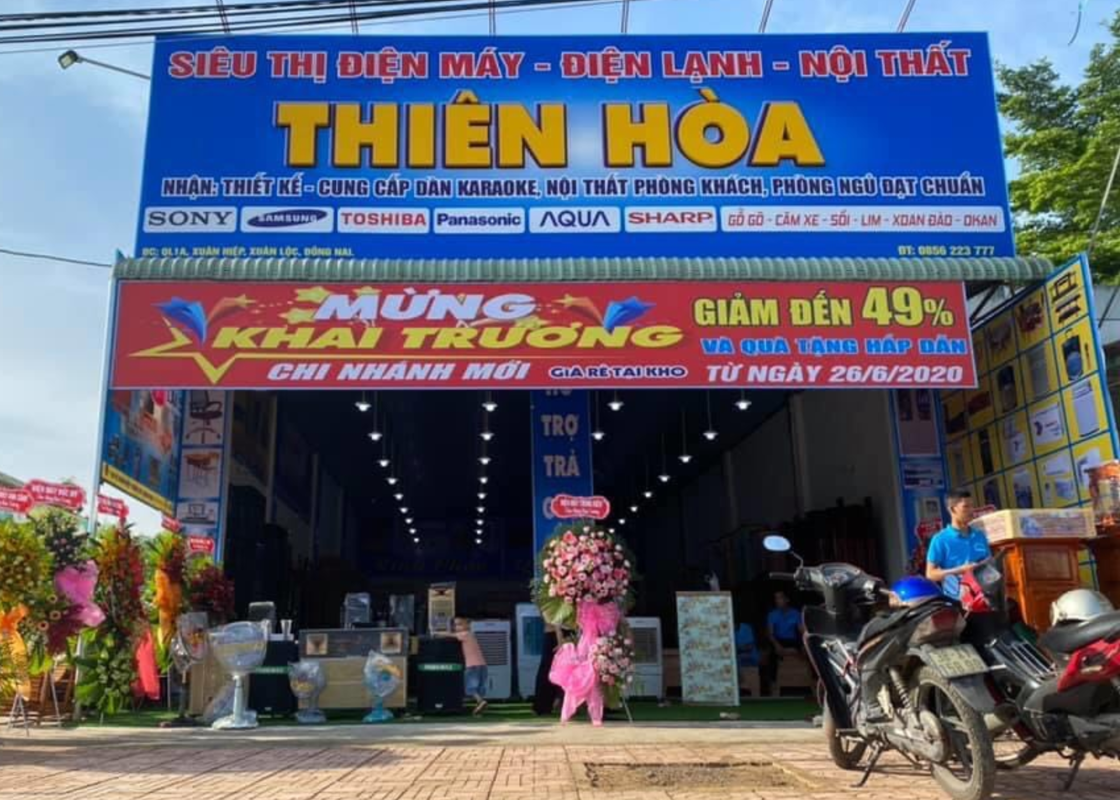 Lắp đặt kệ siêu thị tại nội thất Thiên Hòa Xuân Lộc